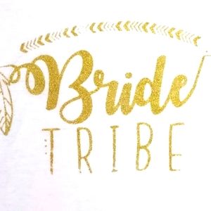 NWOT White Graphic T-shirt Gold "Bride Tribe" Soft Large Fun Excellent 🤍